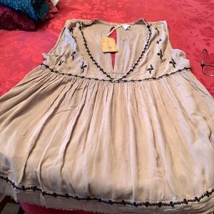 Sleeveless dress size large grayish brown